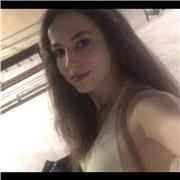 Licenciada en Filología inglesa, con más de 10 años de experiencia enseñando tanto inglés, como lengua y literatura española.